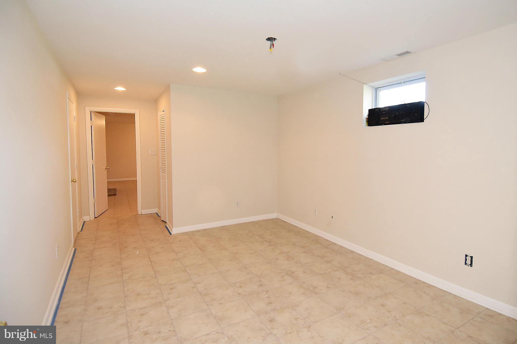 21010 Goshen Road Gaithersburg, MD 20882 - Photo 24 of 30 Fully Finished Lower Level