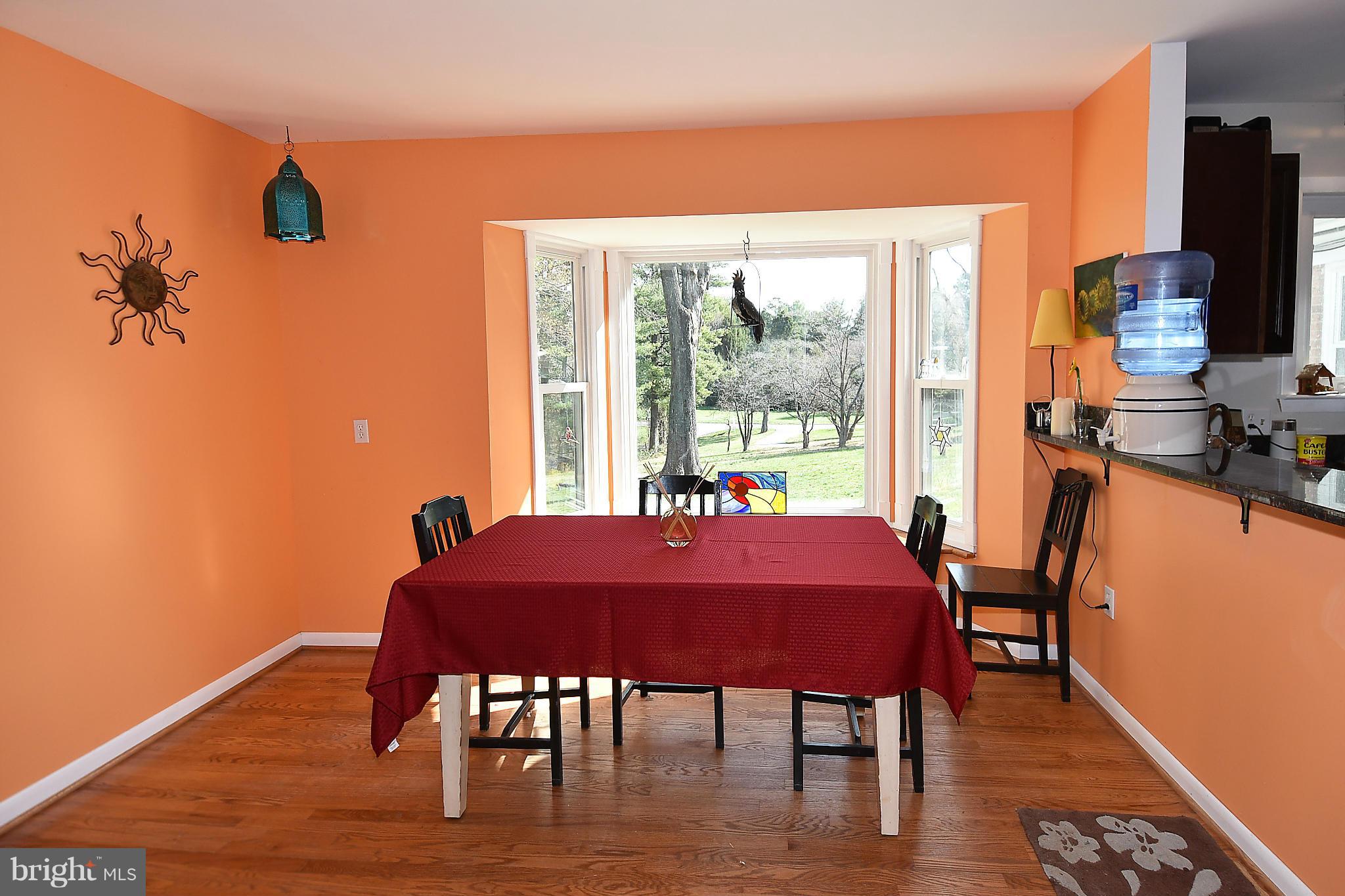 21010 Goshen Road Gaithersburg, MD 20882 - Photo 9 of 30 Table Space Kitchen
