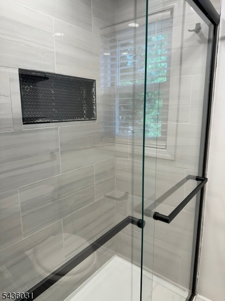 929 Warren Street, Unit 2 Roselle, NJ 07203 - Photo 19 of 39