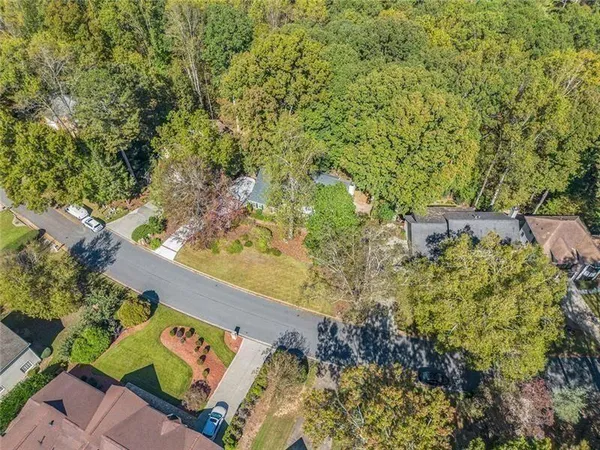 $699,000 | 1820 Branch Valley Drive, Roswell, GA 30076