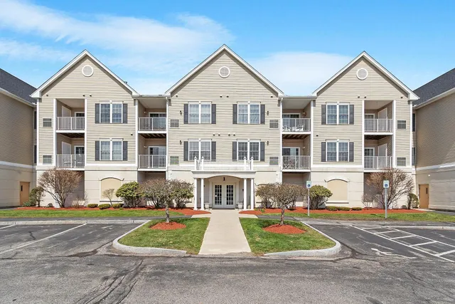 $429,900 | 59 Cluff Road, Unit 7, Salem, NH 03079