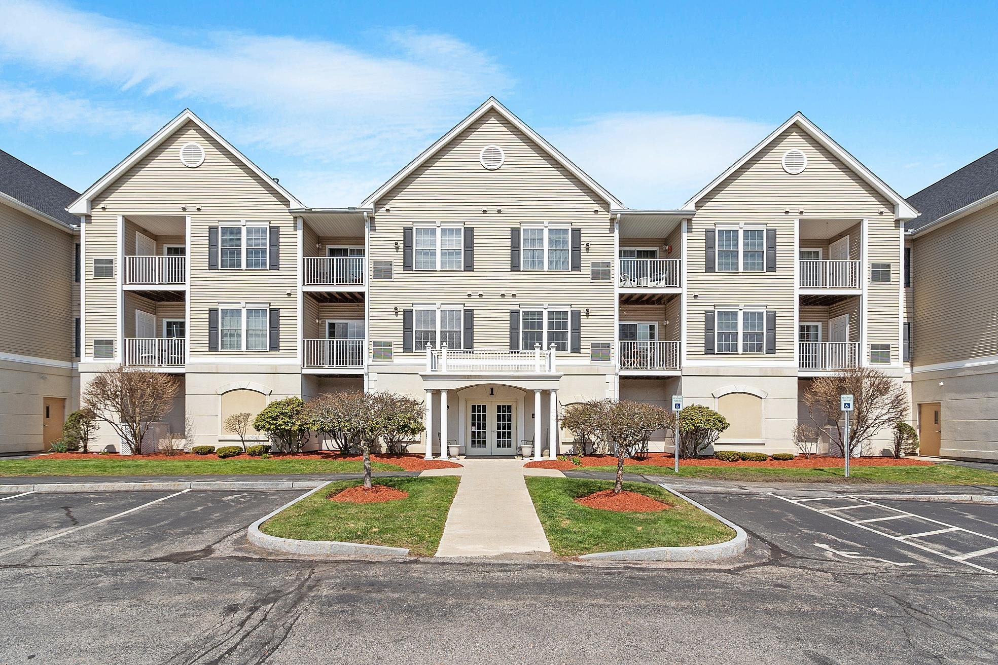 59 Cluff Road, Unit 7 Salem, NH 03079 - Photo 1 of 24