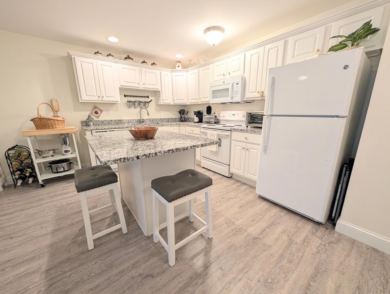 59 Cluff Road, Unit 7 Salem, NH 03079 - Photo 5 of 24