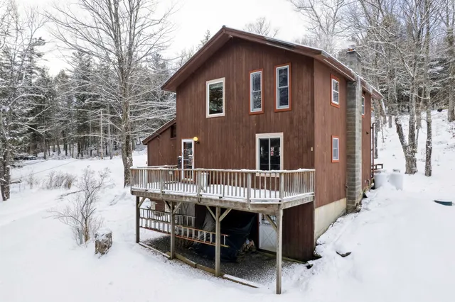 $425,000 | 188 Turnpike Road, Strafford, VT 05070