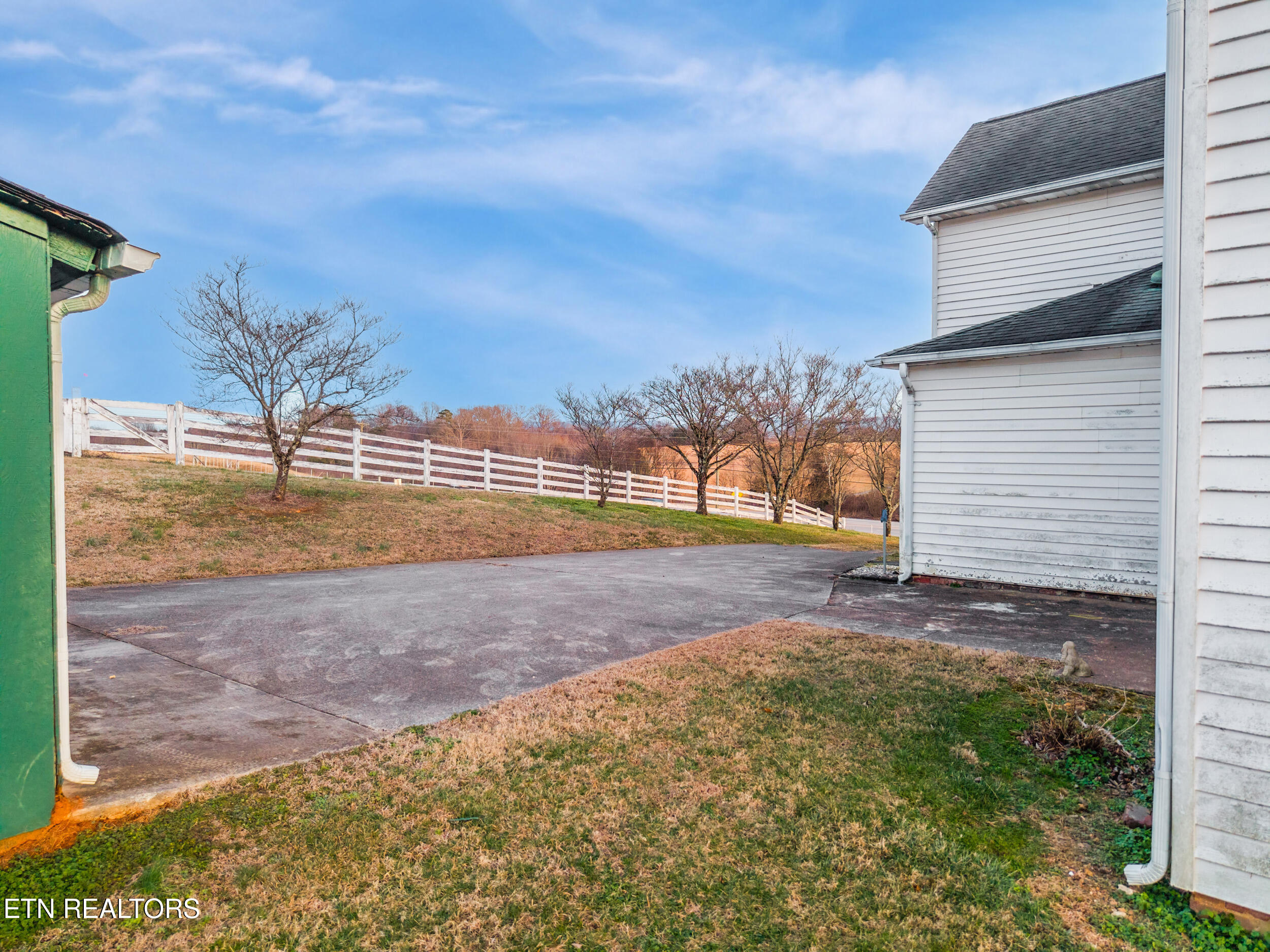 122 Binfield Road Maryville, TN 37801 - Photo 7 of 42 knoxview_4217_us_411_2_0006