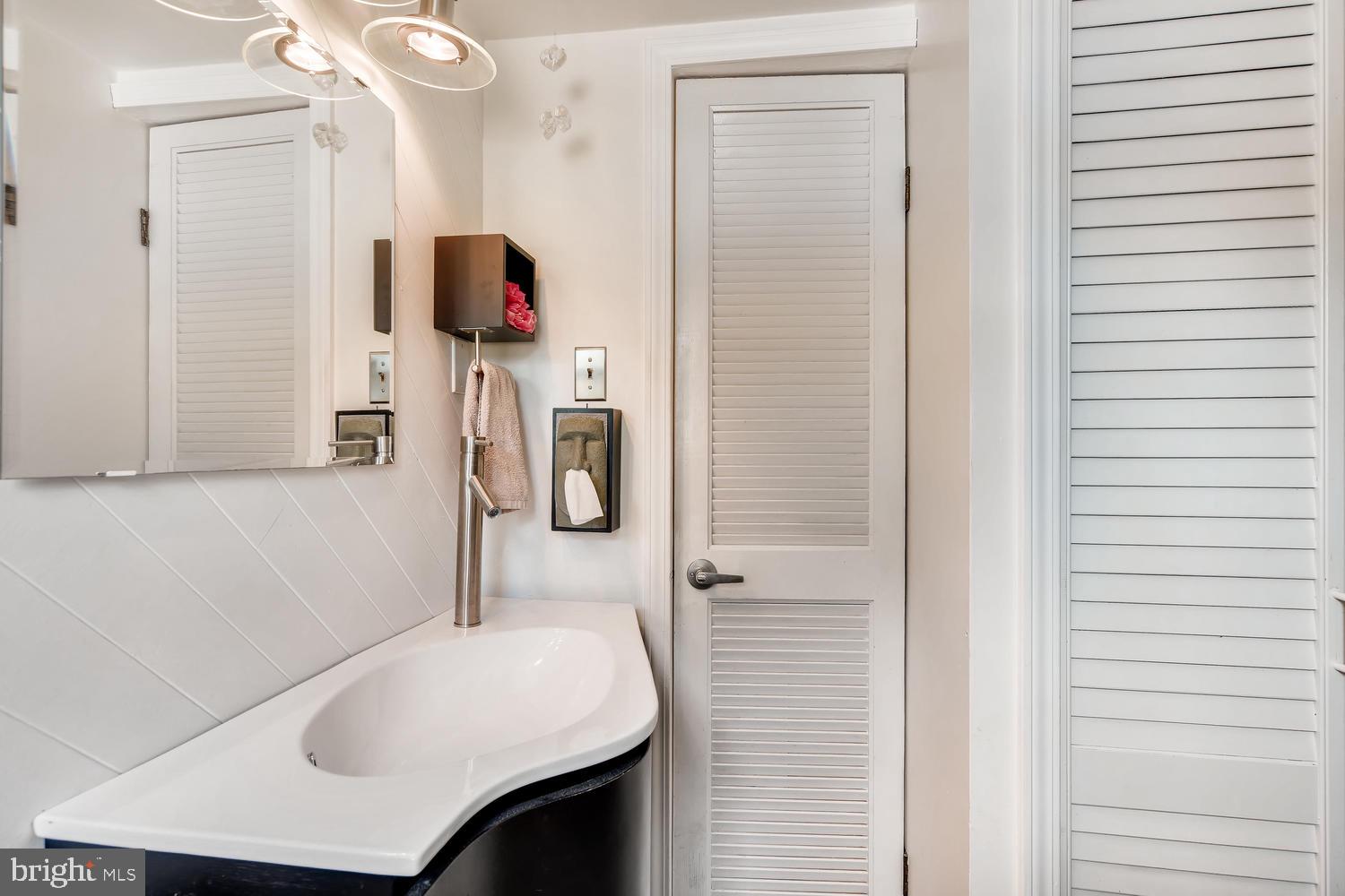 4808 Ebenezer Road Baltimore, MD 21236 - Photo 24 of 28