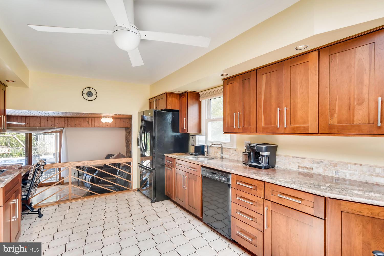 4808 Ebenezer Road Baltimore, MD 21236 - Photo 9 of 28