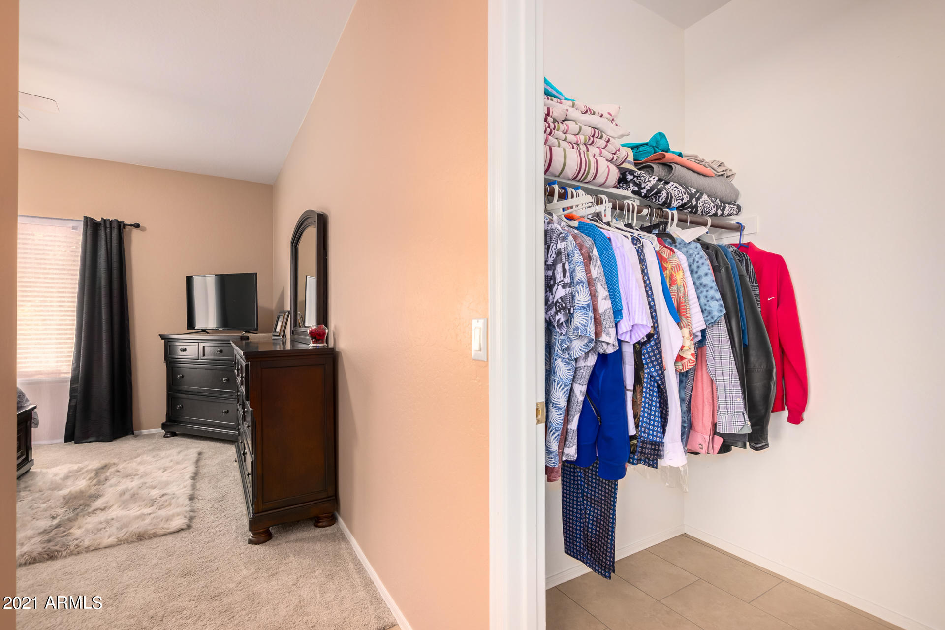 2511 West Maldonado Road Phoenix, AZ 85041 - Photo 26 of 38 Master Closet