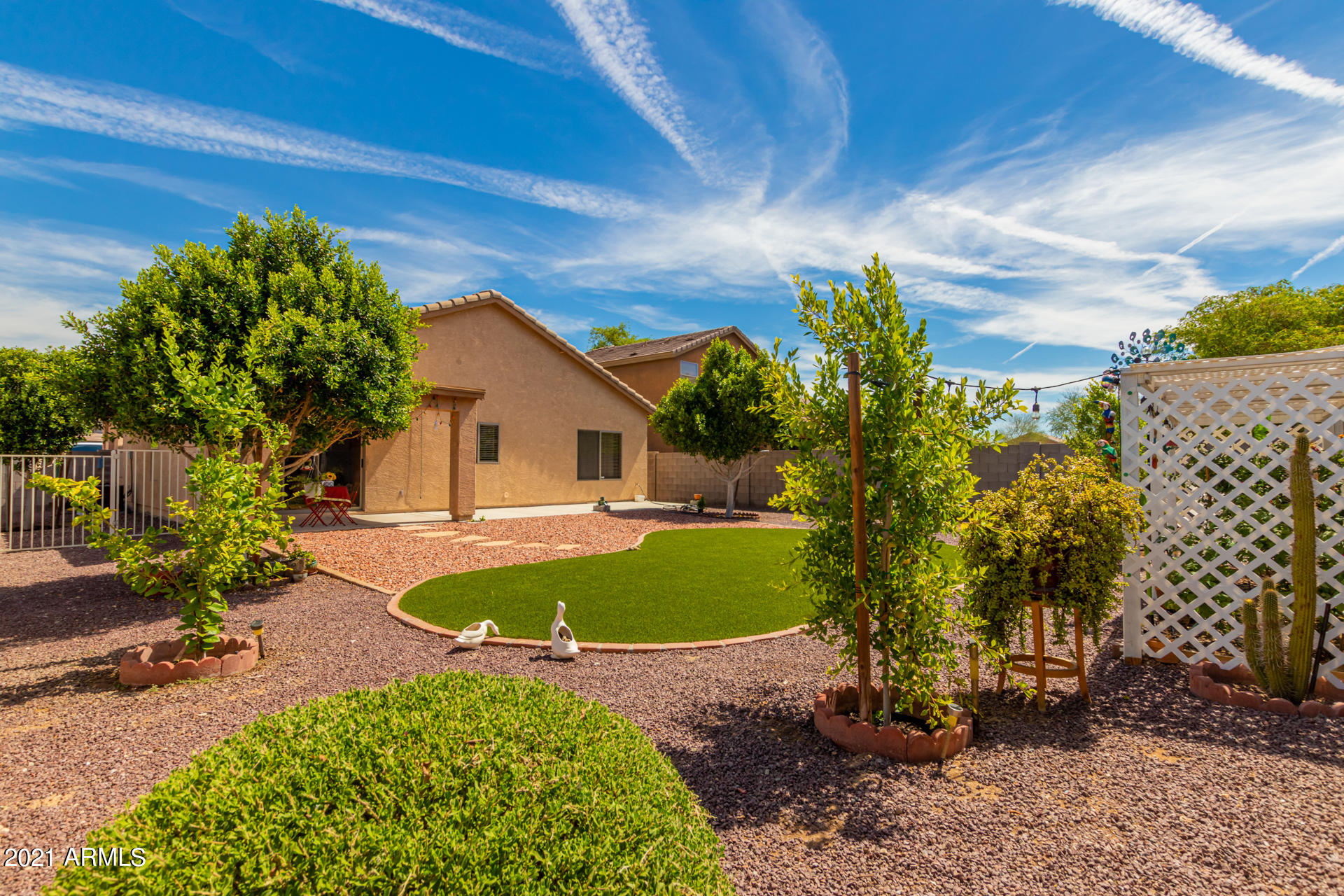 2511 West Maldonado Road Phoenix, AZ 85041 - Photo 34 of 38 33 - Maldonado