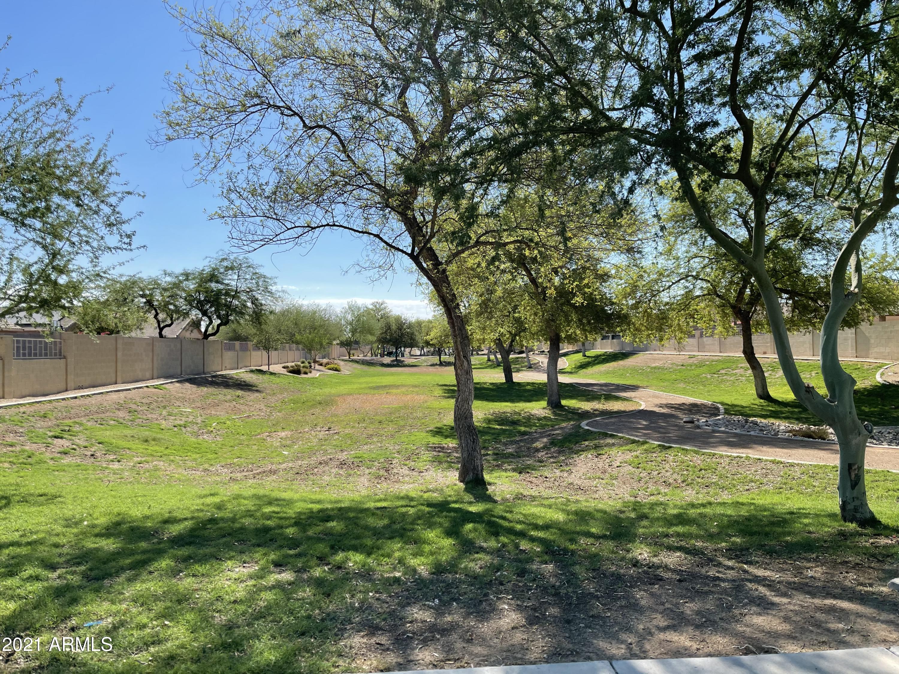 2511 West Maldonado Road Phoenix, AZ 85041 - Photo 38 of 38 Community Park