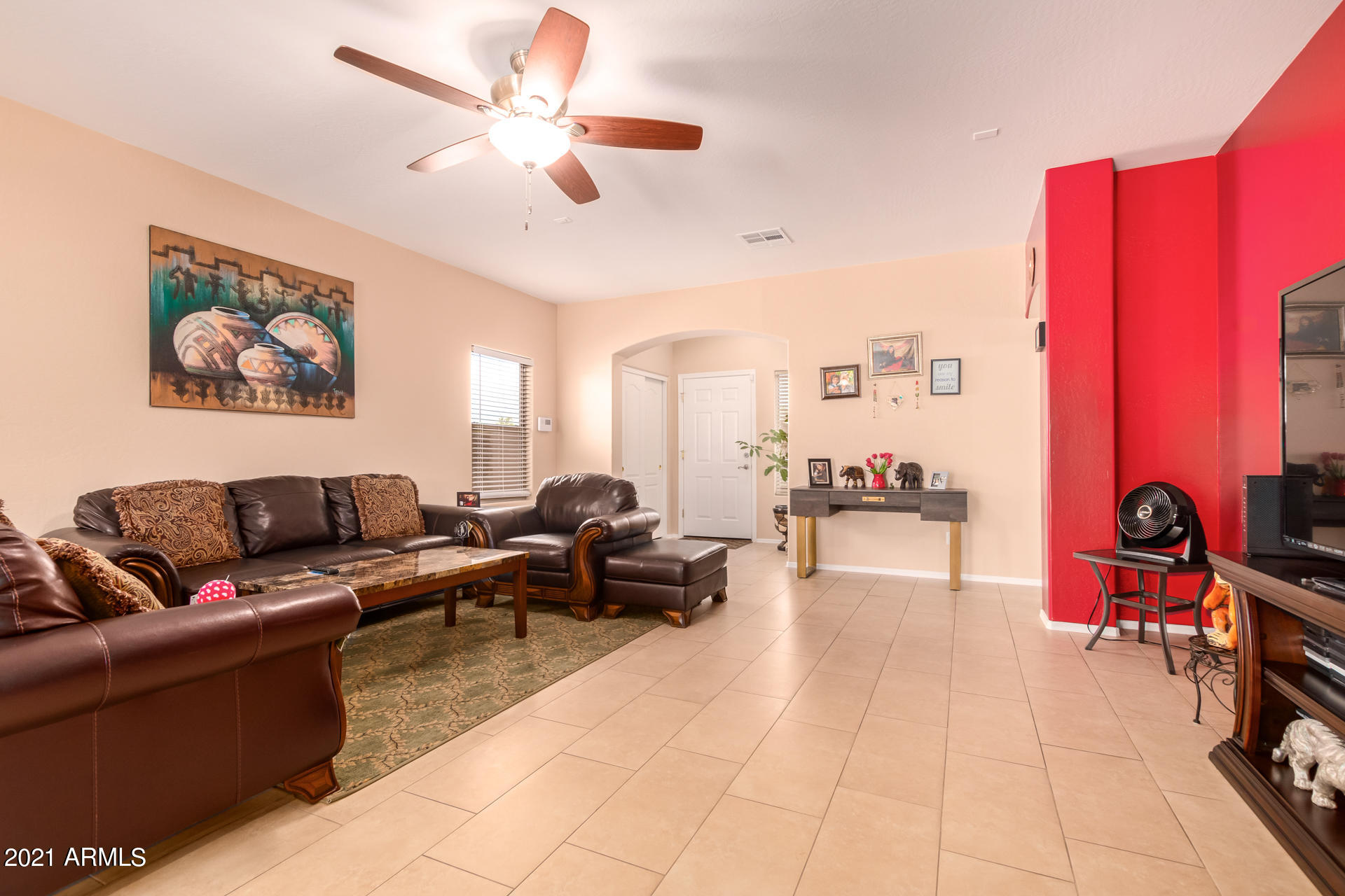 2511 West Maldonado Road Phoenix, AZ 85041 - Photo 8 of 38 06 - Maldonado