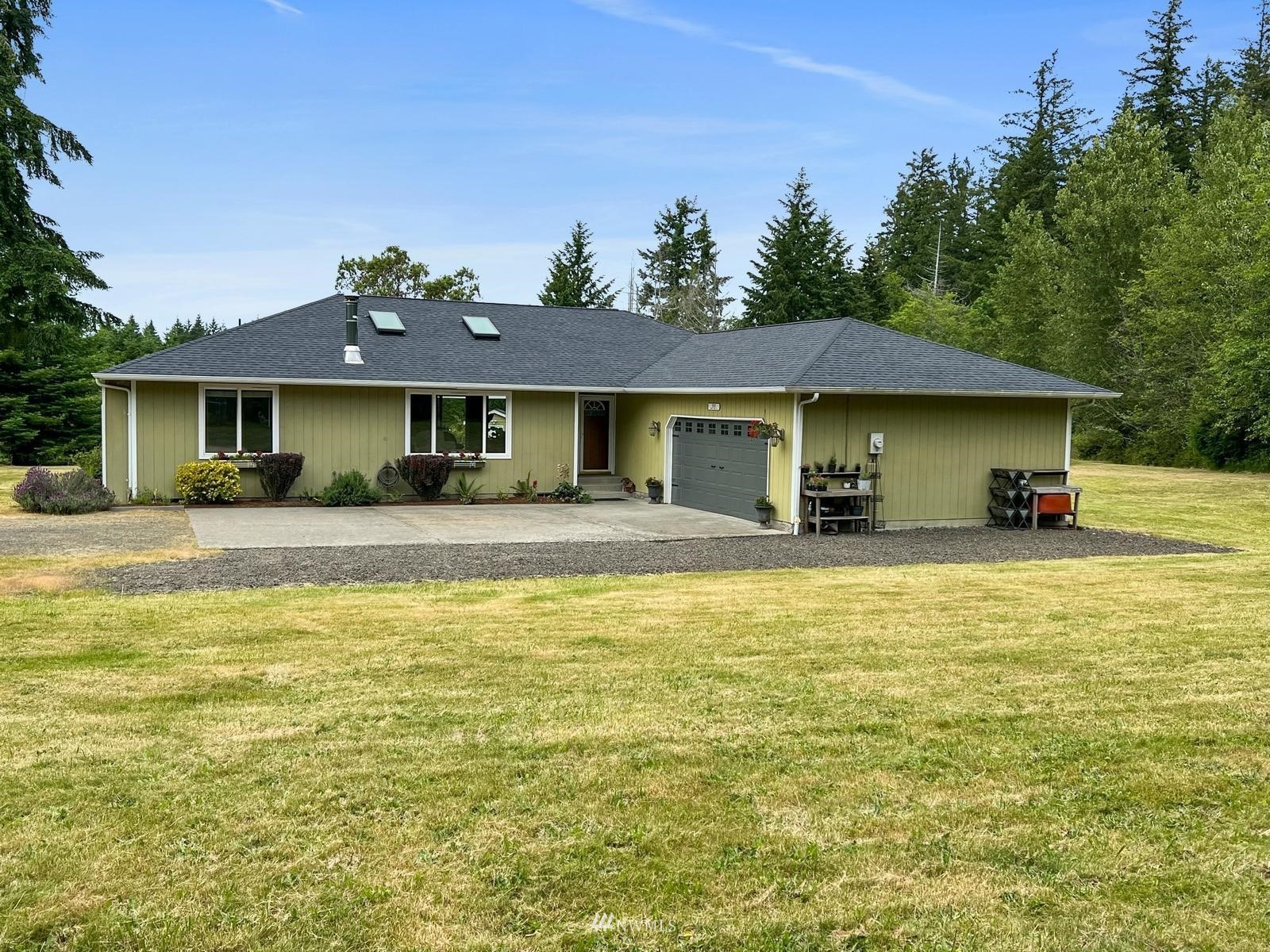 9030 Hunter Point Road Northwest Olympia, WA 98502 - Photo 1 of 39 Gallery Image 1