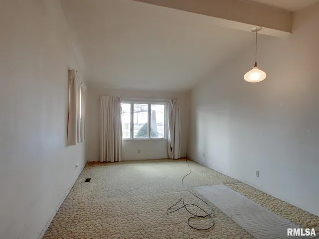 $169,900 | 3411 Payson Road, Quincy, IL 62305