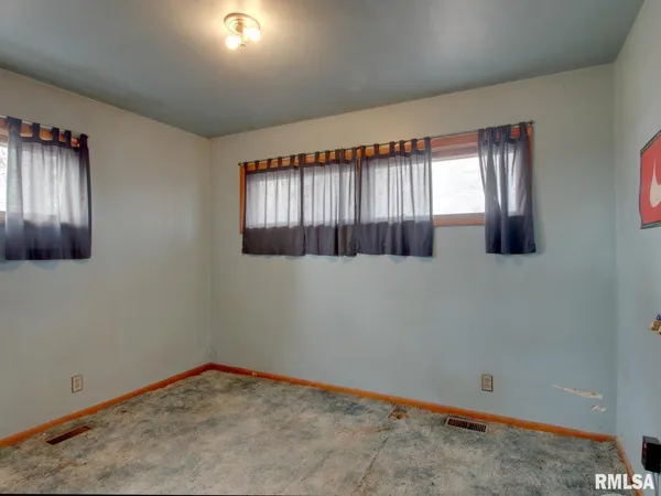 $169,900 | 3411 Payson Road, Quincy, IL 62305