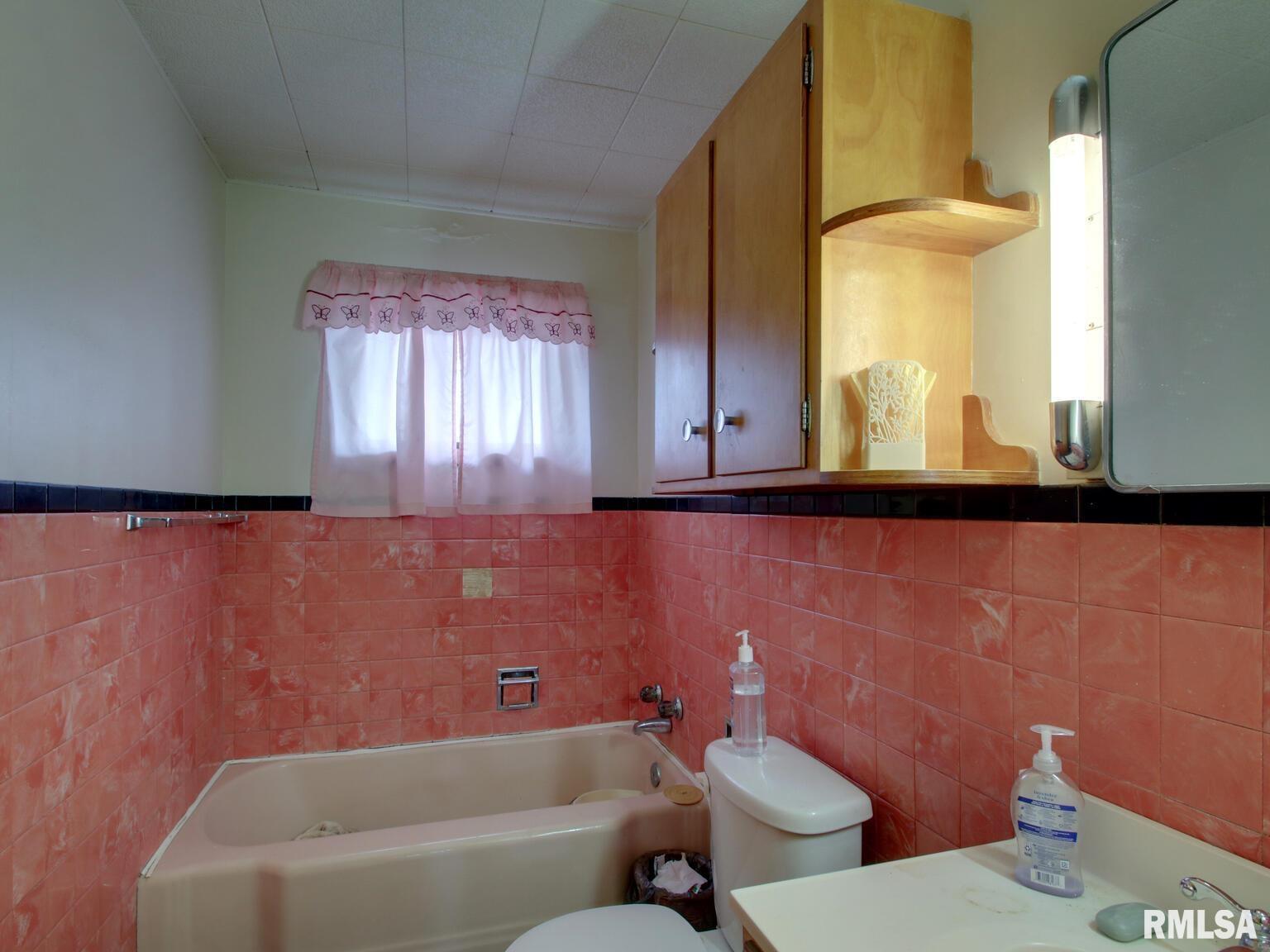 3411 Payson Road Quincy, IL 62305 - Photo 20 of 28