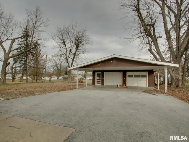 $169,900 | 3411 Payson Road, Quincy, IL 62305