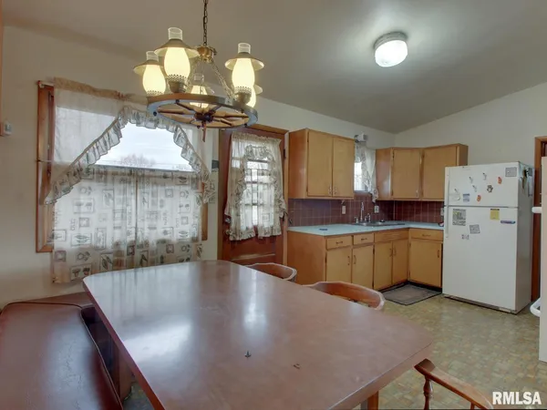 $169,900 | 3411 Payson Road, Quincy, IL 62305