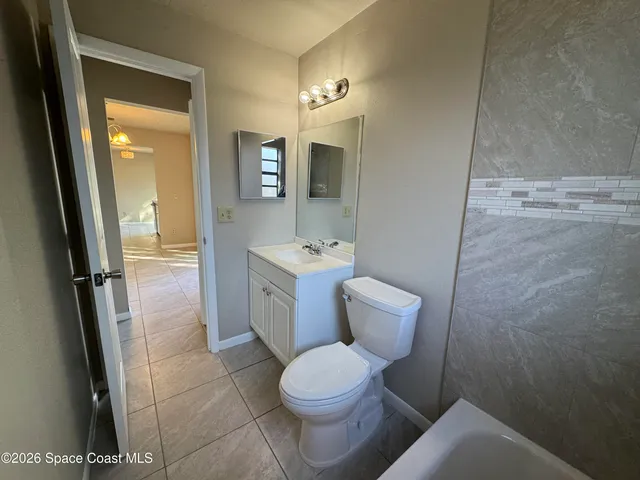 $264,000 | 934 Lynbrook Street Northwest, Palm Bay, FL 32907