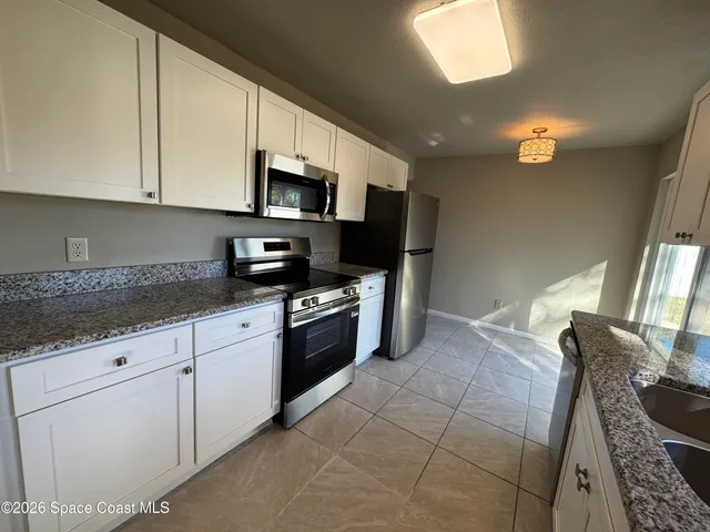 $264,000 | 934 Lynbrook Street Northwest, Palm Bay, FL 32907