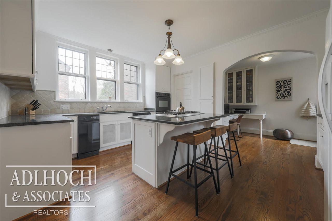 842 Pemberton Road Grosse Pointe Park, MI 48230 - Photo 19 of 63