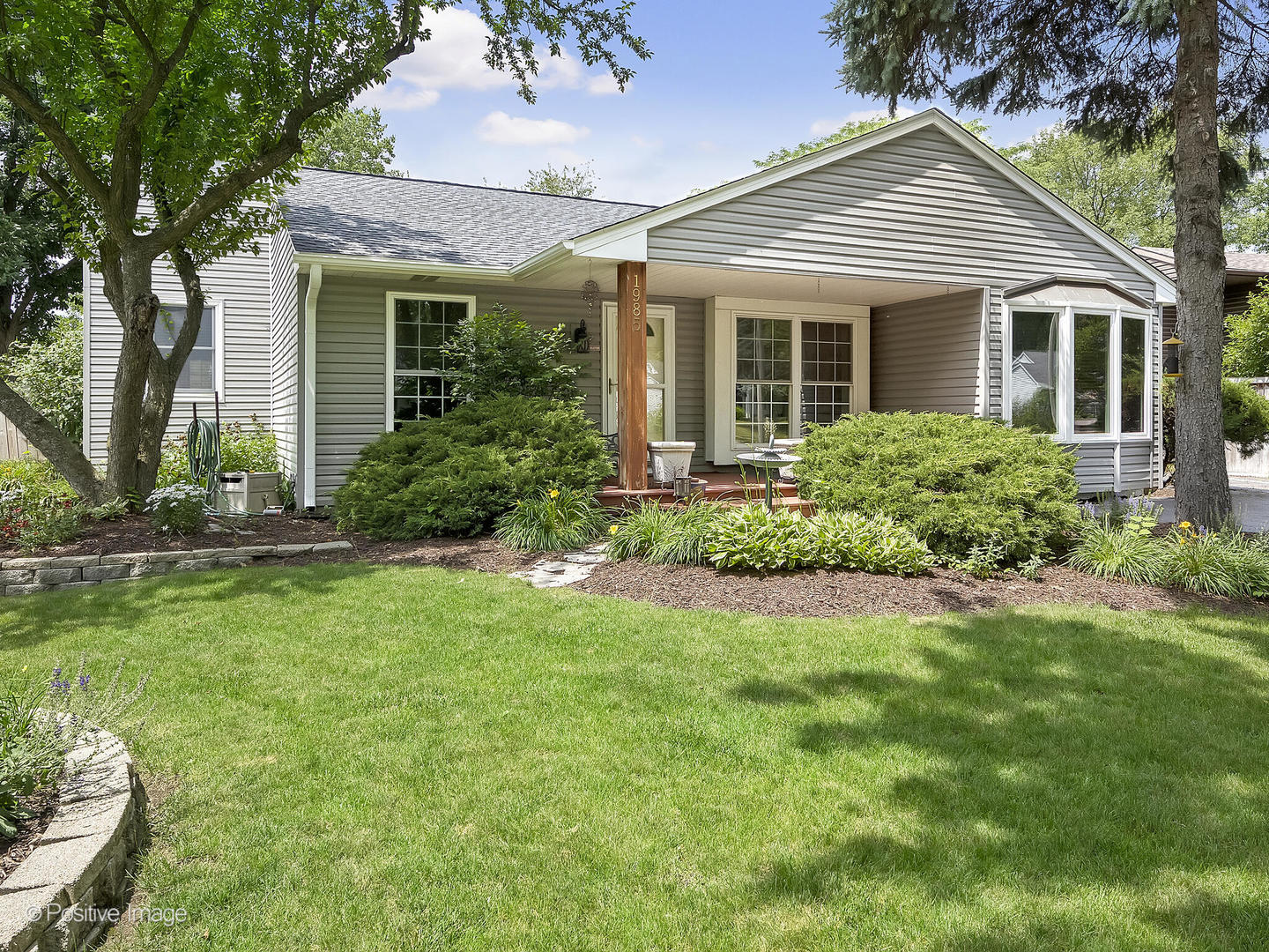 1985 Navarone Drive Naperville, IL 60565 - Photo 24 of 24 front view of a house and a yard