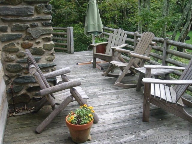 1591 Homestead Road Todd, NC 28684 - Photo 7 of 19 Gallery Image 7