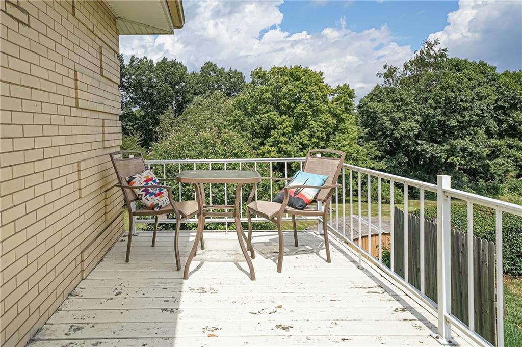 282 Coraopolis Road Coraopolis, PA 15108 - Photo 22 of 25 Side deck directly off of the kitchen. Perfect spot for a grill or morning coffee.