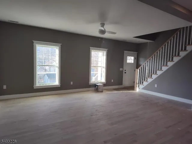 $849,000 | 76 Lake Park Terrace, Hewitt, NJ 07421