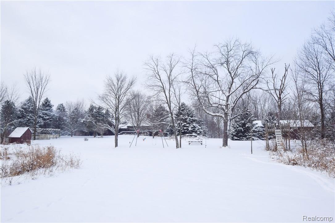 4533 Bentley Lake Road Howell, MI 48843 - Photo 59 of 63 DSC_0095.jpg