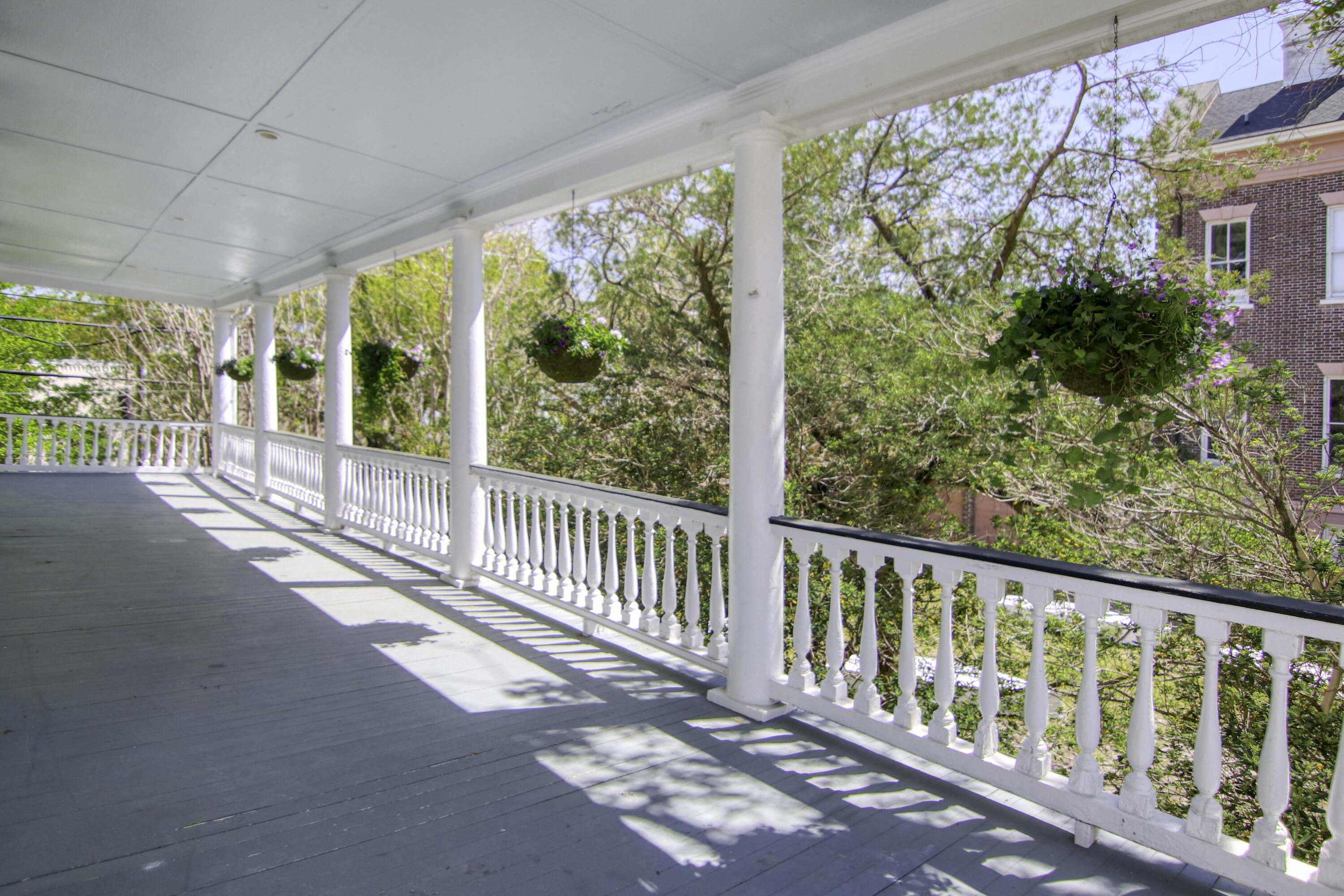 183 Rutledge Avenue Charleston, SC 29403 - Photo 18 of 46 183RutledgeAve-CasaVerdeMediaLLC33