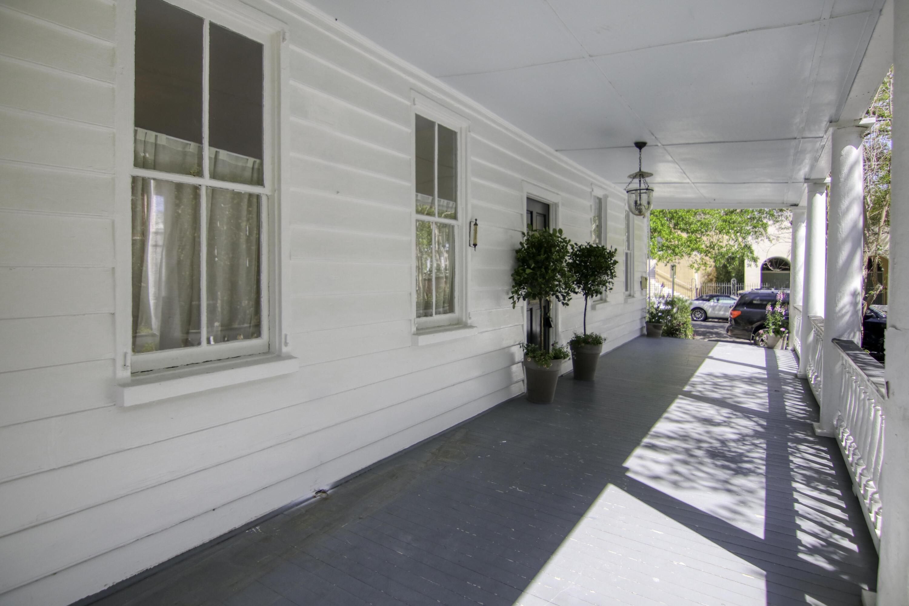 183 Rutledge Avenue Charleston, SC 29403 - Photo 6 of 46 183RutledgeAve-CasaVerdeMediaLLC49