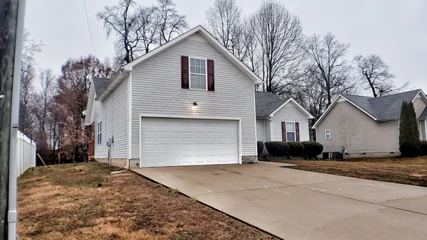 $1,650 | 1381 Scrub Oak Drive, Clarksville, TN 37042