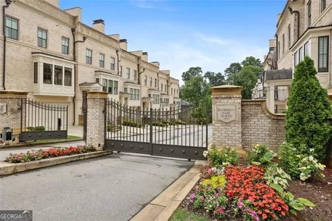 $1,150,000 | 3715 Peachtree Road, Unit 2, Atlanta, GA 30319