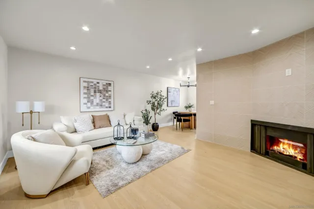 $649,999 | 419 North Catalina Avenue, Unit 4, Pasadena, CA 91106