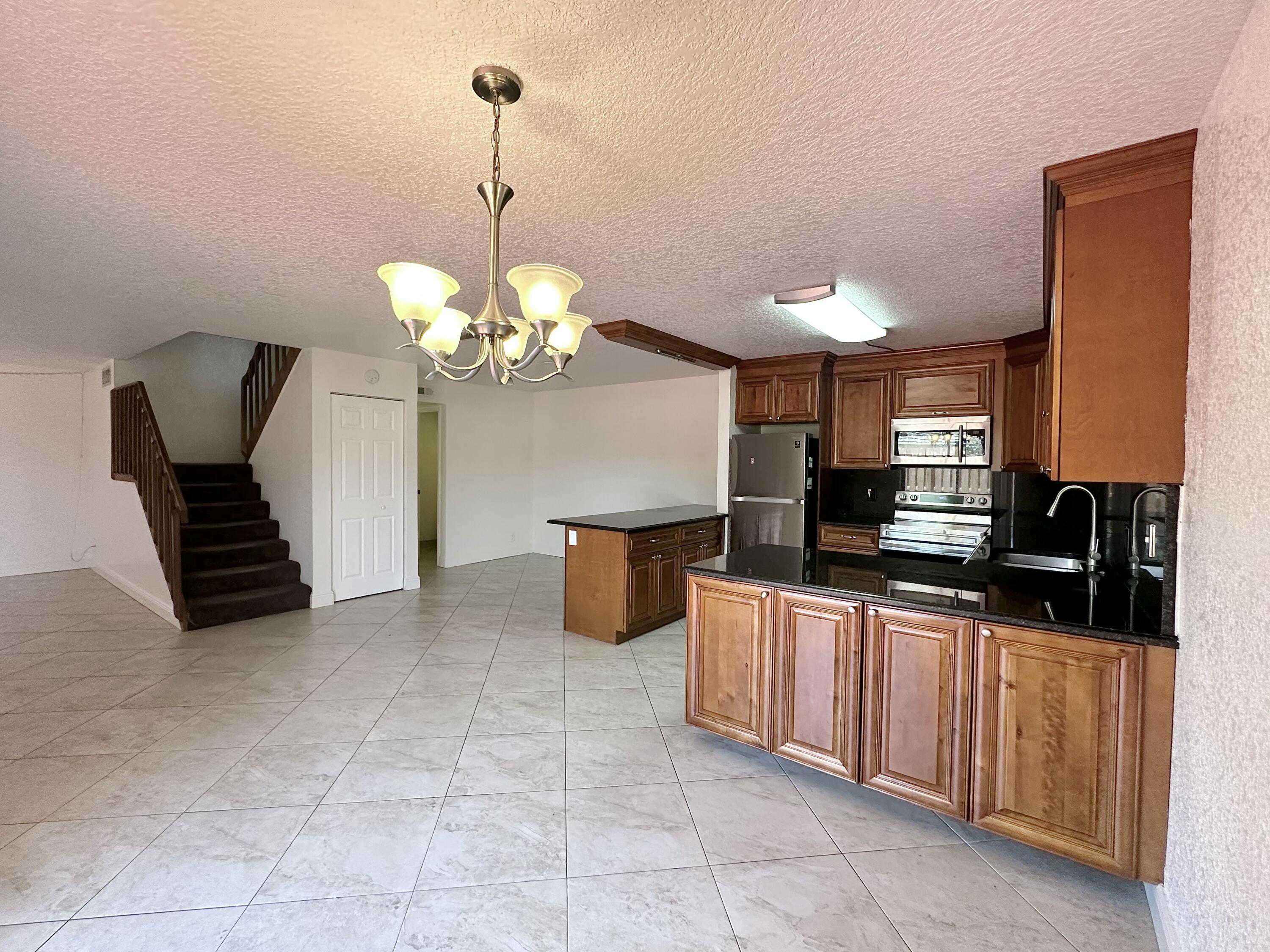 416 Arabian Road Palm Springs, FL 33461 - Photo 12 of 35 IMG_3179
