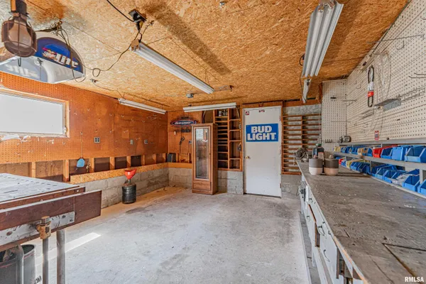 $65,000 | 310 South 2nd Street, Easton, IL 62633