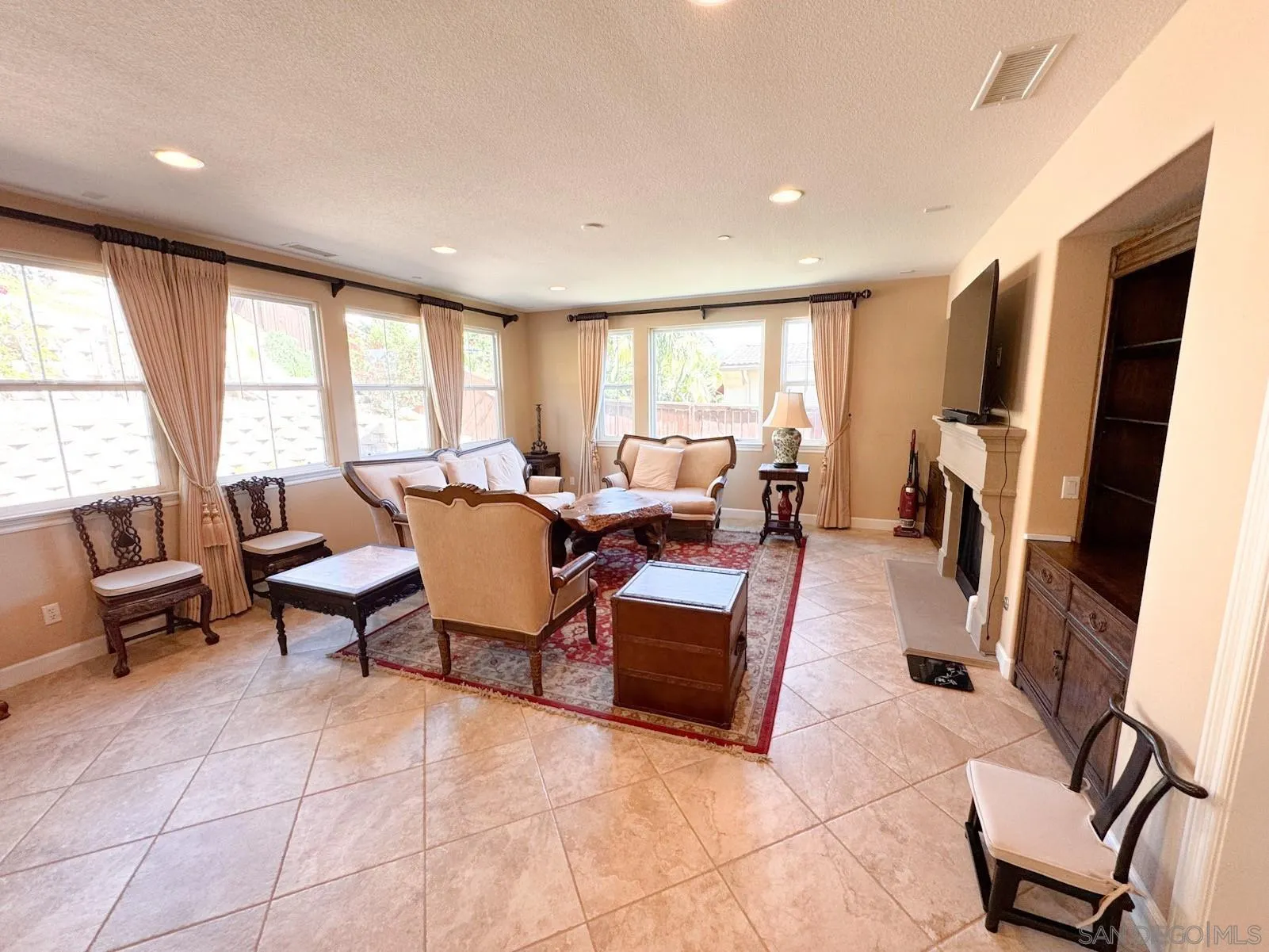 536 Quail Pointe Lane Encinitas, CA 92024 - Photo 19 of 35