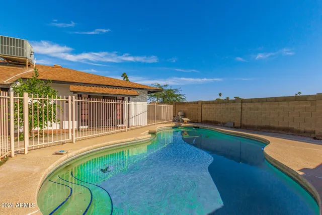 $2,995 | 1835 East Yale Drive, Tempe, AZ 85283