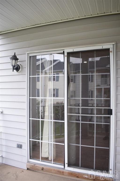 61 Brighton Way North Brunswick, NJ 08902 - Photo 13 of 16