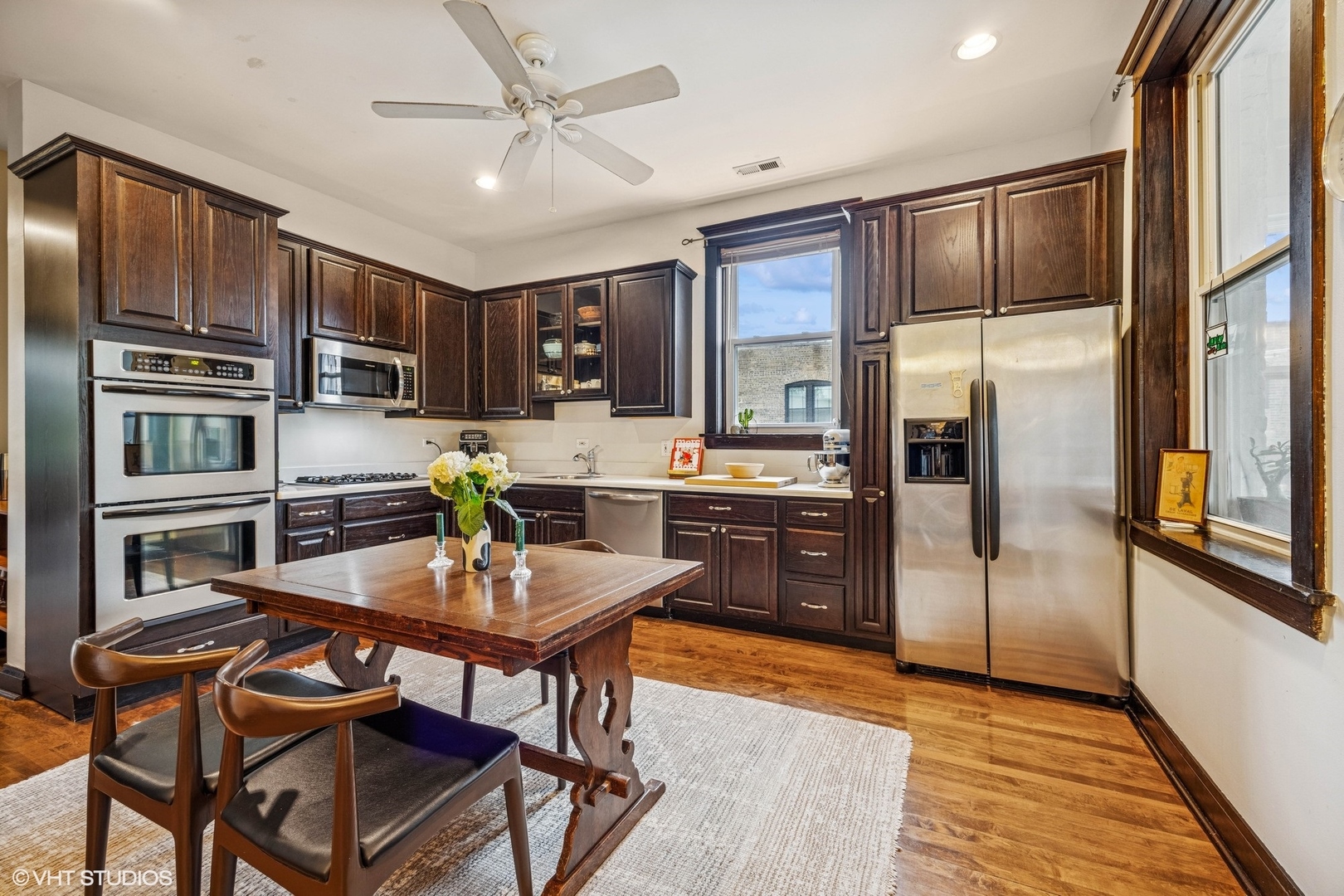 4940 North Ridgeway Avenue, Unit 3 Chicago, IL 60625 - Photo 7 of 21 Gallery Image 7