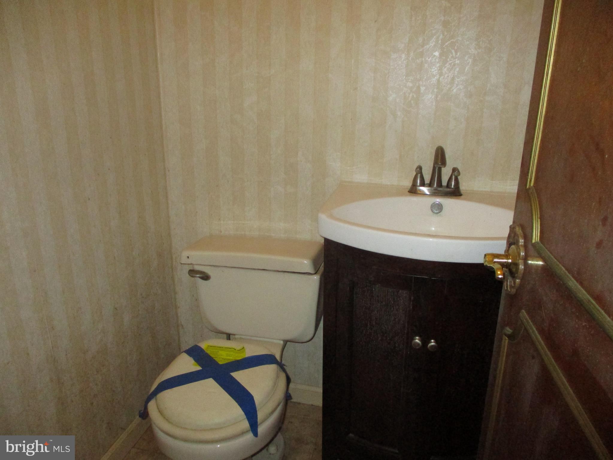 340 Wrights Road Newtown, PA 18940 - Photo 12 of 19 Half Bath