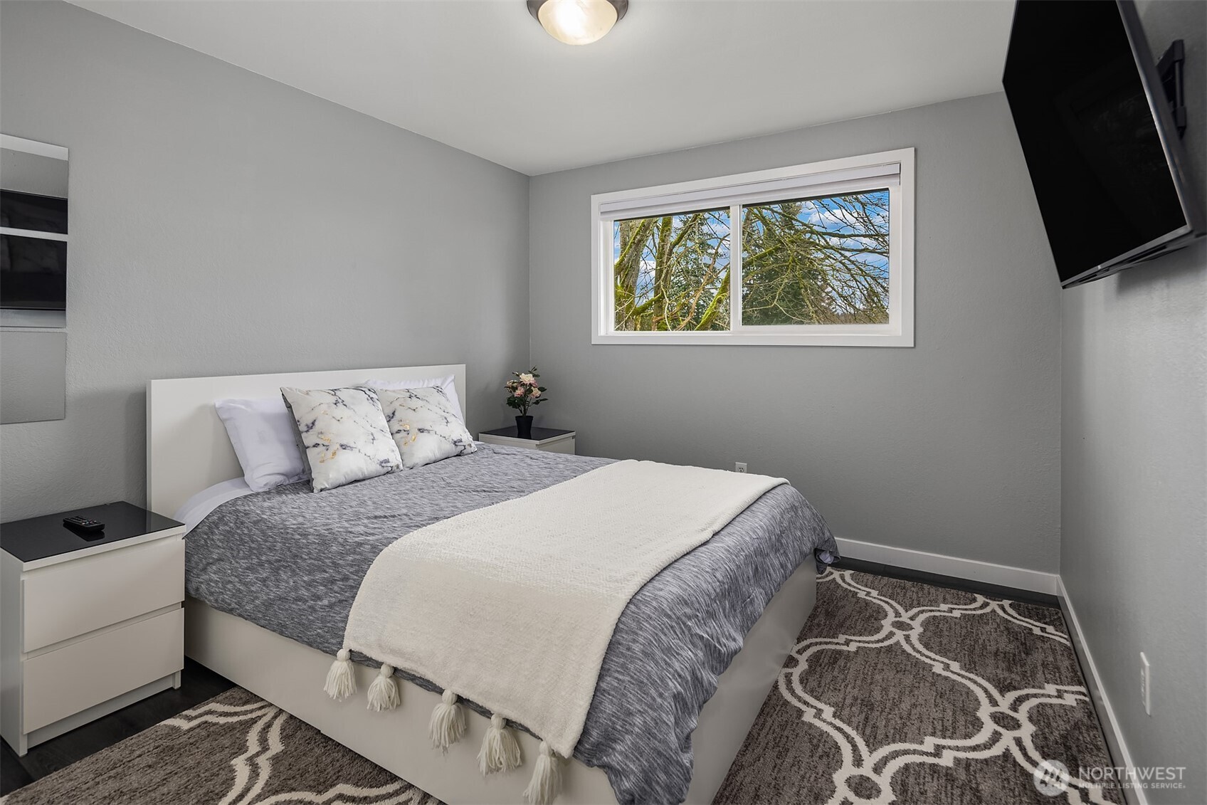 32527 23rd Avenue Southwest Federal Way, WA 98023 - Photo 17 of 28