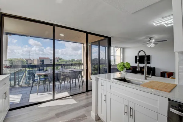 $3,000 | 600 Egret Circle, Delray Beach, FL 33444