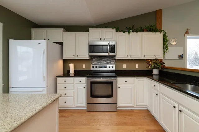 $474,900 | 2170 Birch Street West, Rosemount, MN 55068