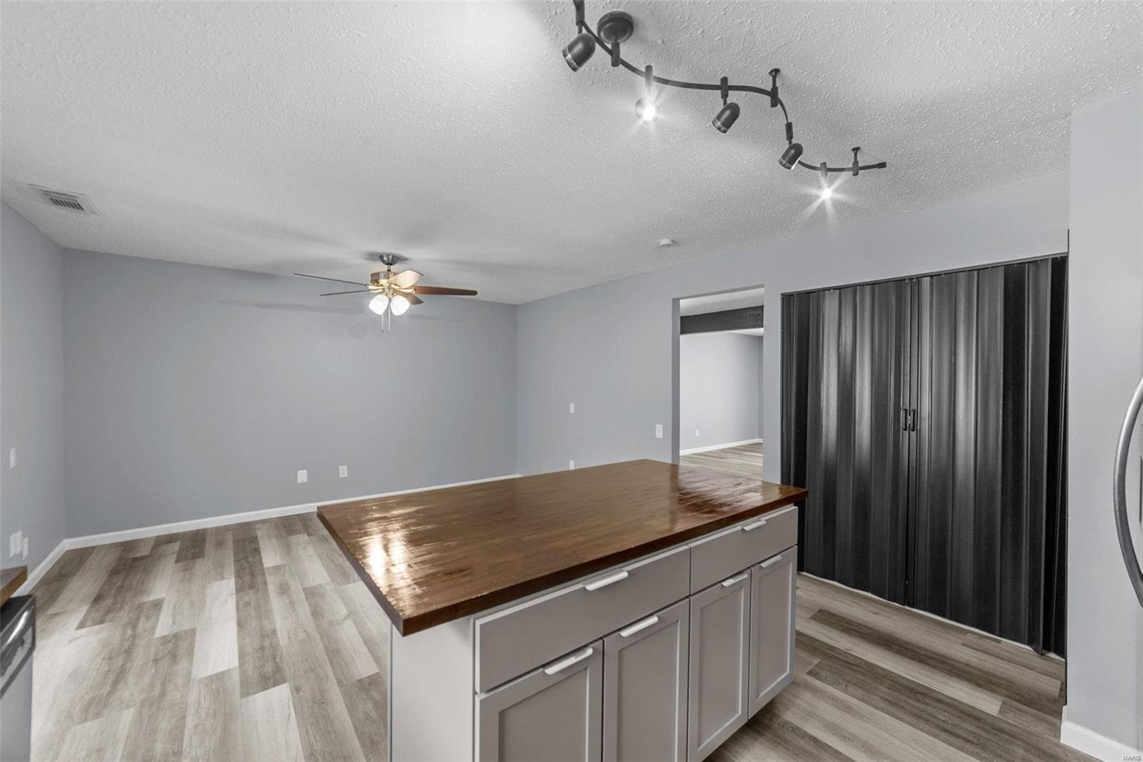 2615 Hampton Road, Unit B St. Charles, MO 63303 - Photo 13 of 33 Gallery Image 13
