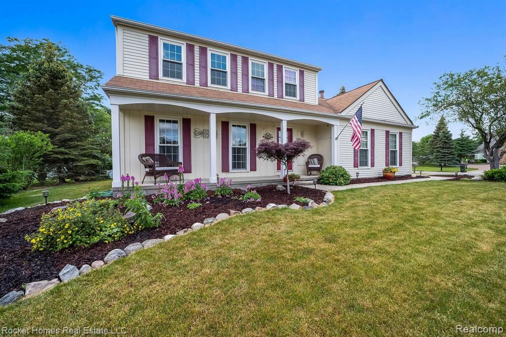 1575 Grandview Drive Rochester Hills, MI 48306 - Photo 2 of 32