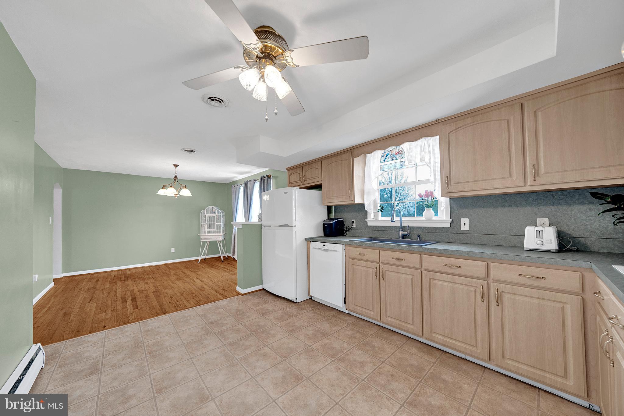88 Woosamonsa Road Pennington, NJ 08534 - Photo 11 of 32