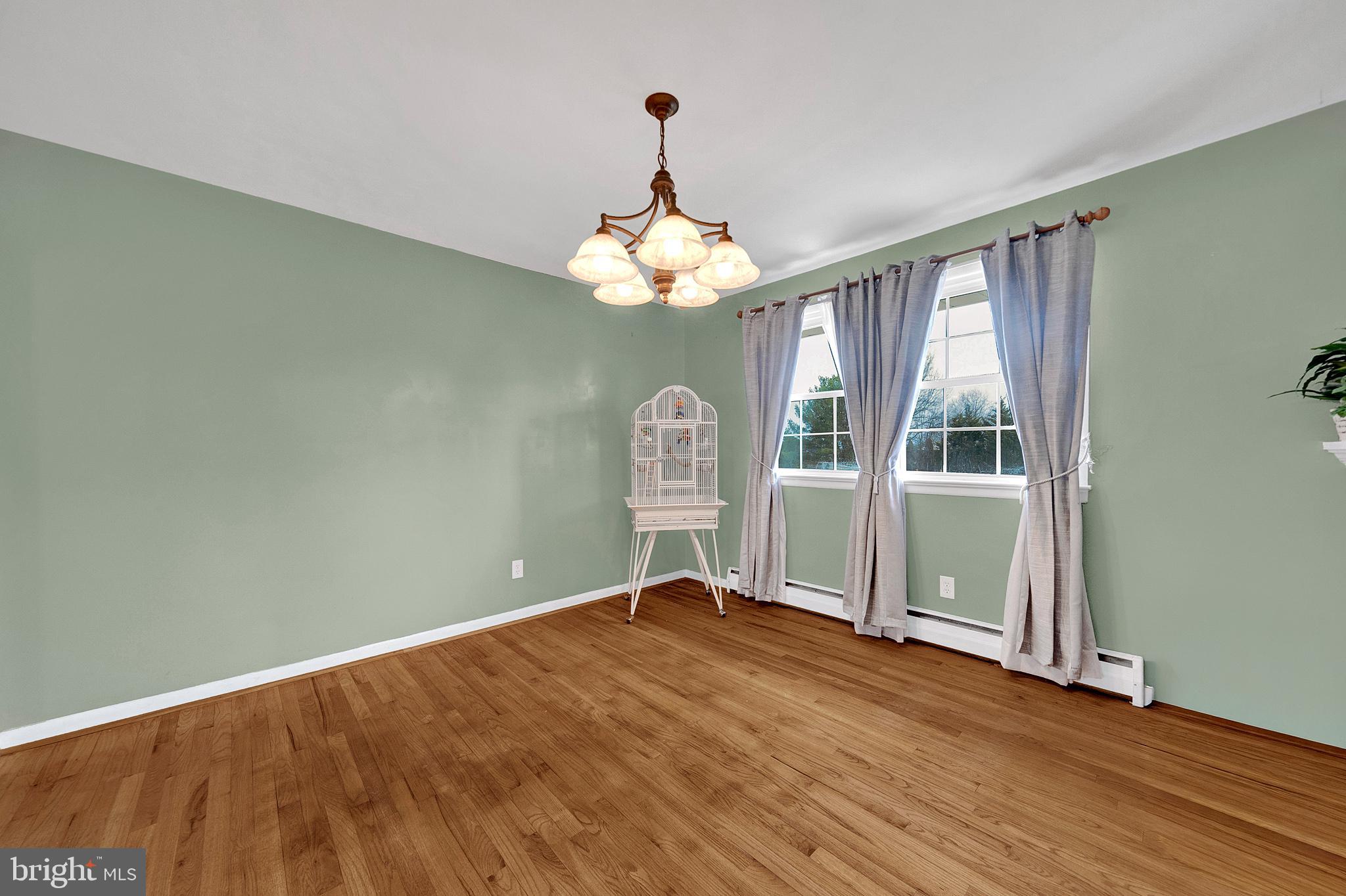 88 Woosamonsa Road Pennington, NJ 08534 - Photo 13 of 32