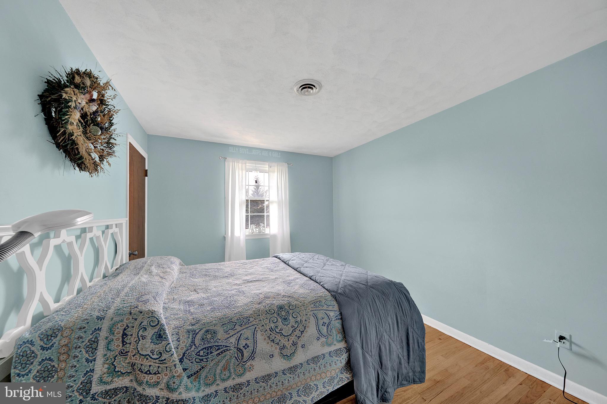 88 Woosamonsa Road Pennington, NJ 08534 - Photo 15 of 32