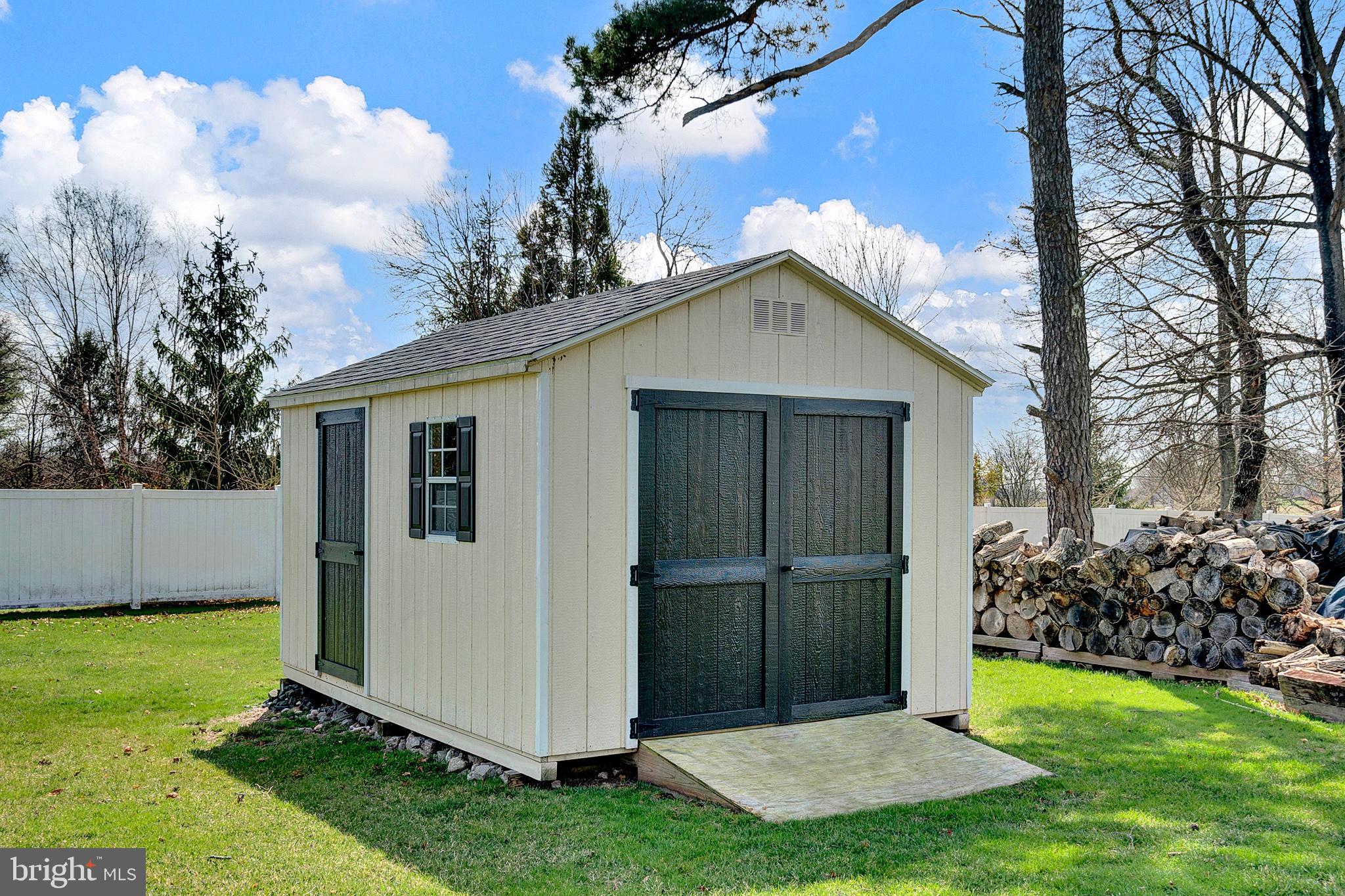 88 Woosamonsa Road Pennington, NJ 08534 - Photo 29 of 32